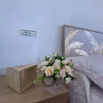 Διαμέρισμα Monica *