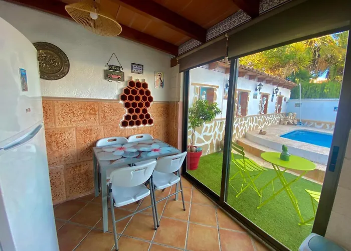 Monica 아파트 칼페